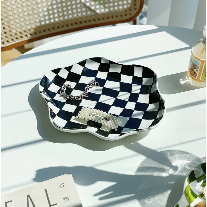 Wavy Checkered Ceramic Tray