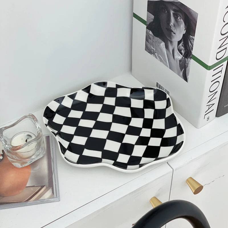 Wavy Checkered Ceramic Tray