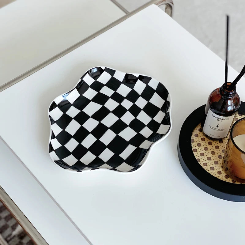 Wavy Checkered Ceramic Tray